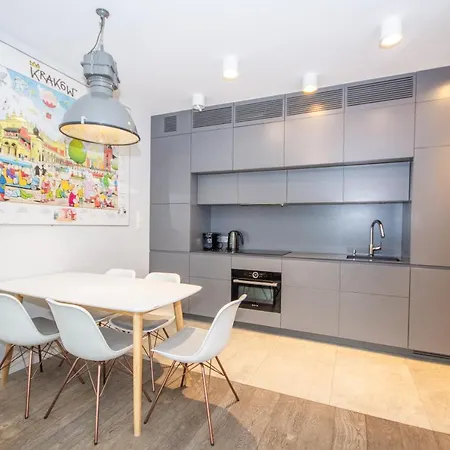 Inpoint Spacious Apartments Near Main Square & Kazimierz District Cracovia Esterno foto