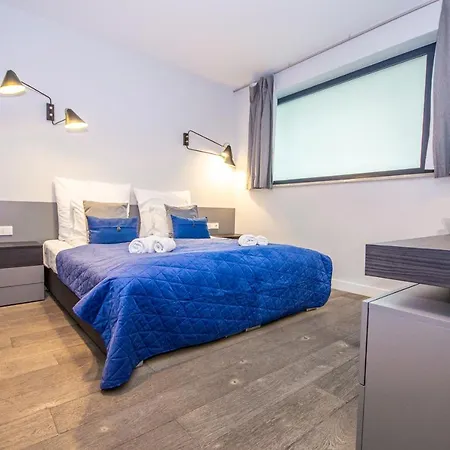 Inpoint Spacious Apartments Near Main Square & Kazimierz District Cracovia Esterno foto