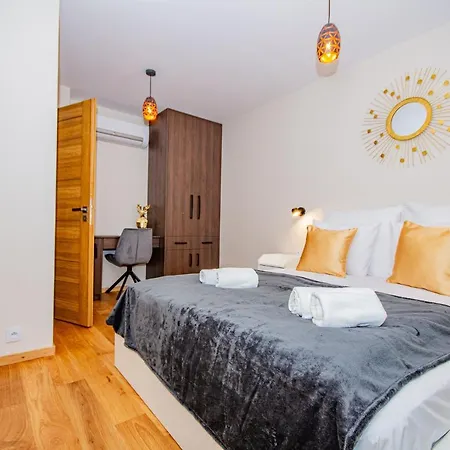 Inpoint Spacious Apartments Near Main Square & Kazimierz District Cracovia Esterno foto