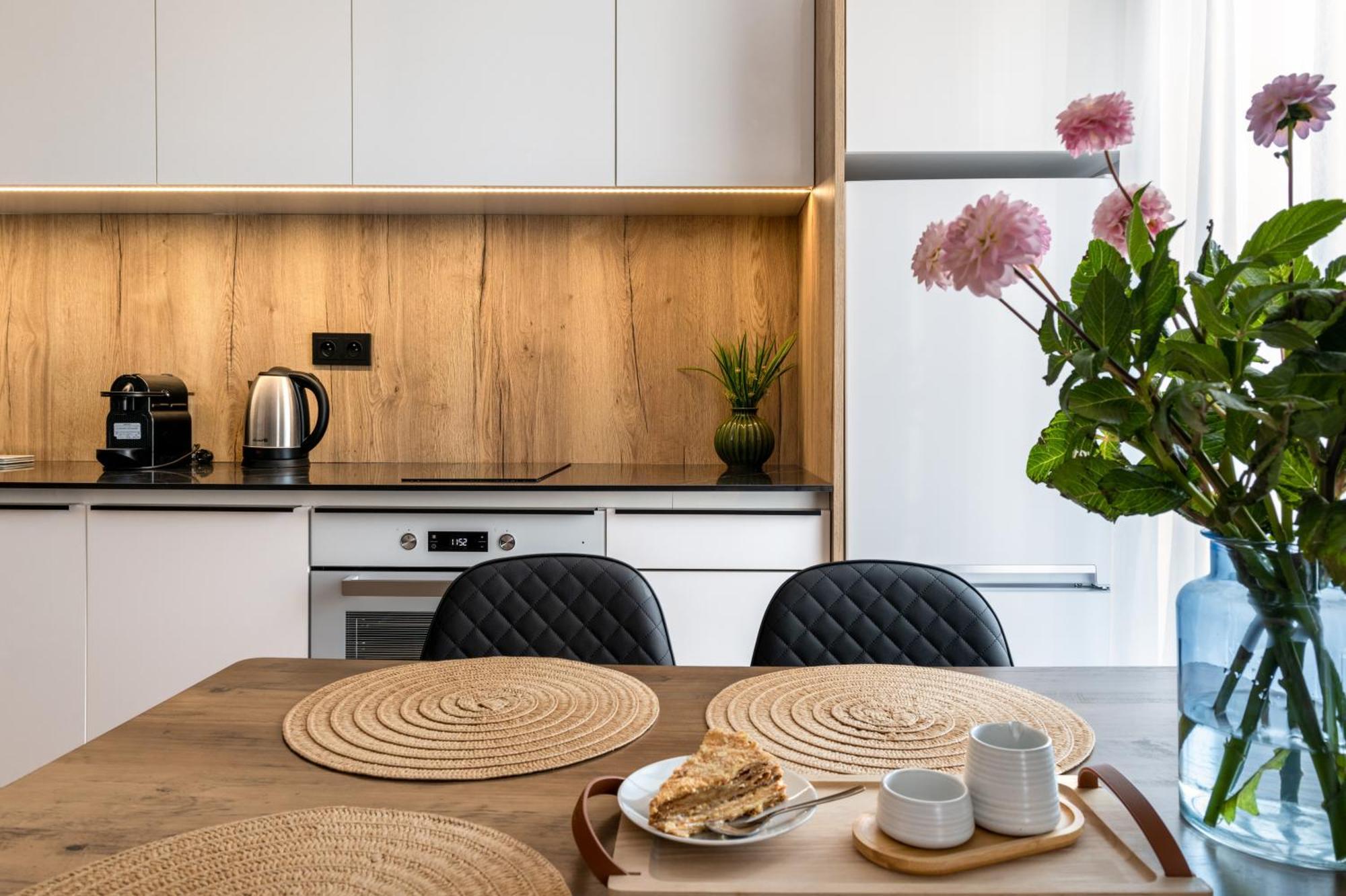Inpoint Spacious Near Main Square & Kazimierz District Апартаменти