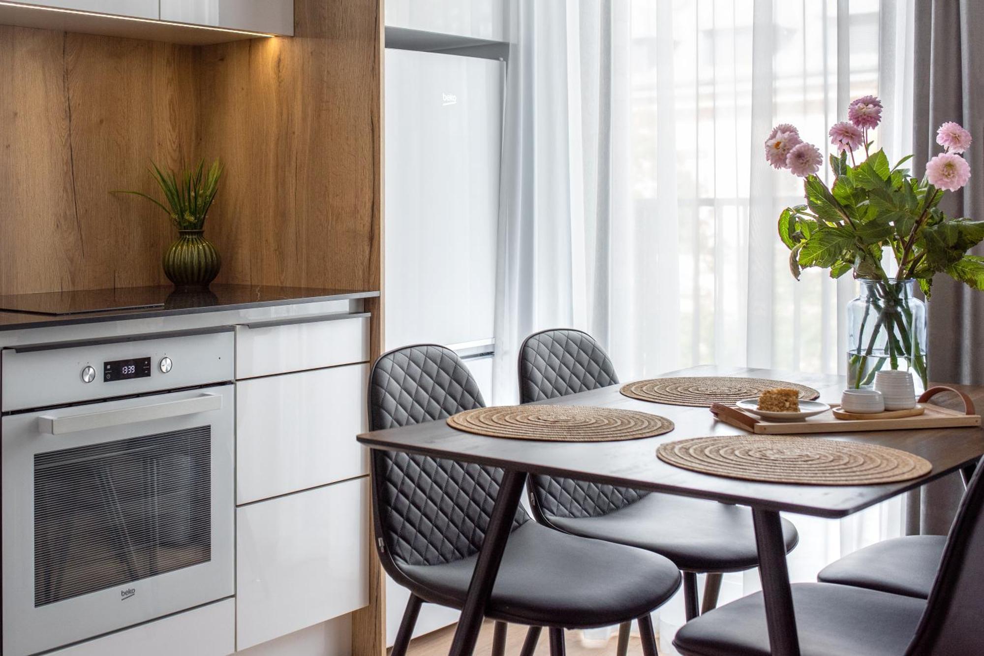 Inpoint Spacious Near Main Square & Kazimierz District Краків